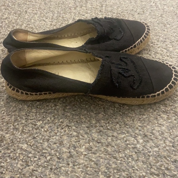 Chanel Black Classic Canvas Espadrilles. - Picture 3 of 7